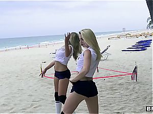 3 teen sweethearts catch a yam-sized cumbot on the beach
