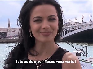 LA COCHONNE Romanian stunner likes deep hasty anal invasion